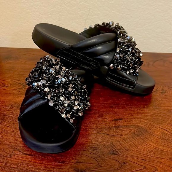 ❌SOLD❤️LIKE NEW Tory Burch sandals - Picture 2 of 7